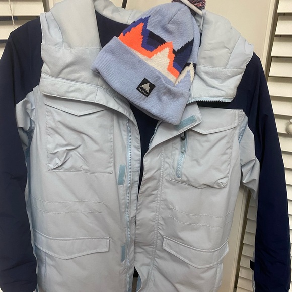 NWOT Burton Boys Covert 2L Jacket & Hat - Skiing | Snowboarding | Sledding - Picture 10 of 14